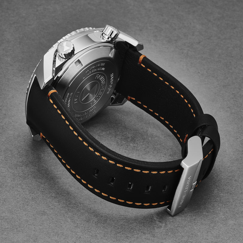 Raider Harpoon 001010108.13.41 / Black Black Dial