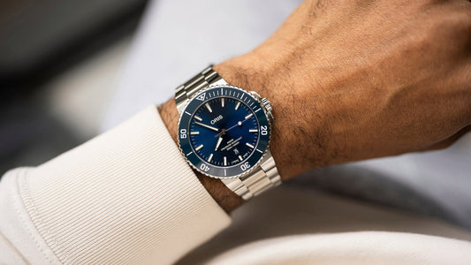 Aquis Date 43.5mm Blue Dial