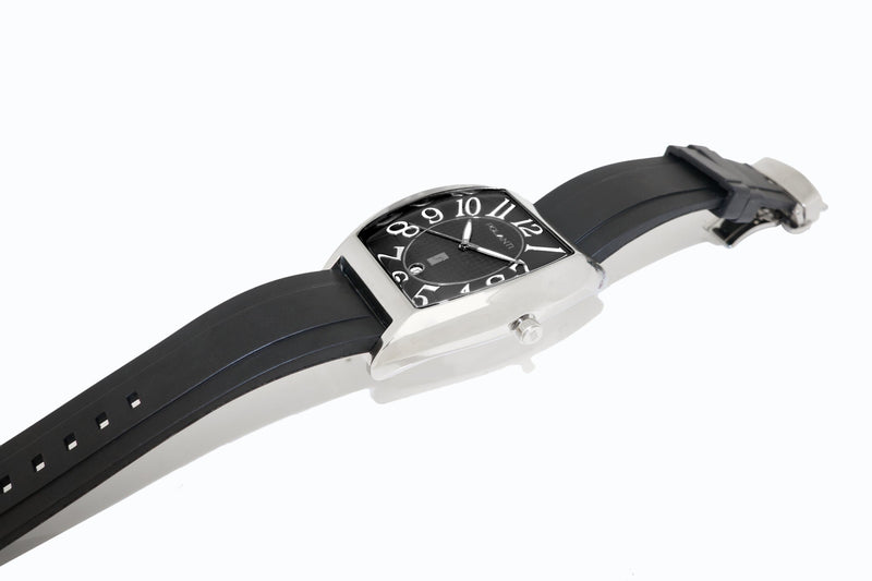 1 Time Zone Black | Black Dial