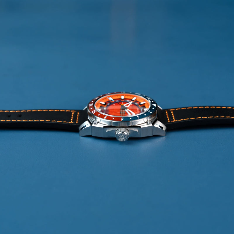 Atlas Orange / Black | Orange Dial