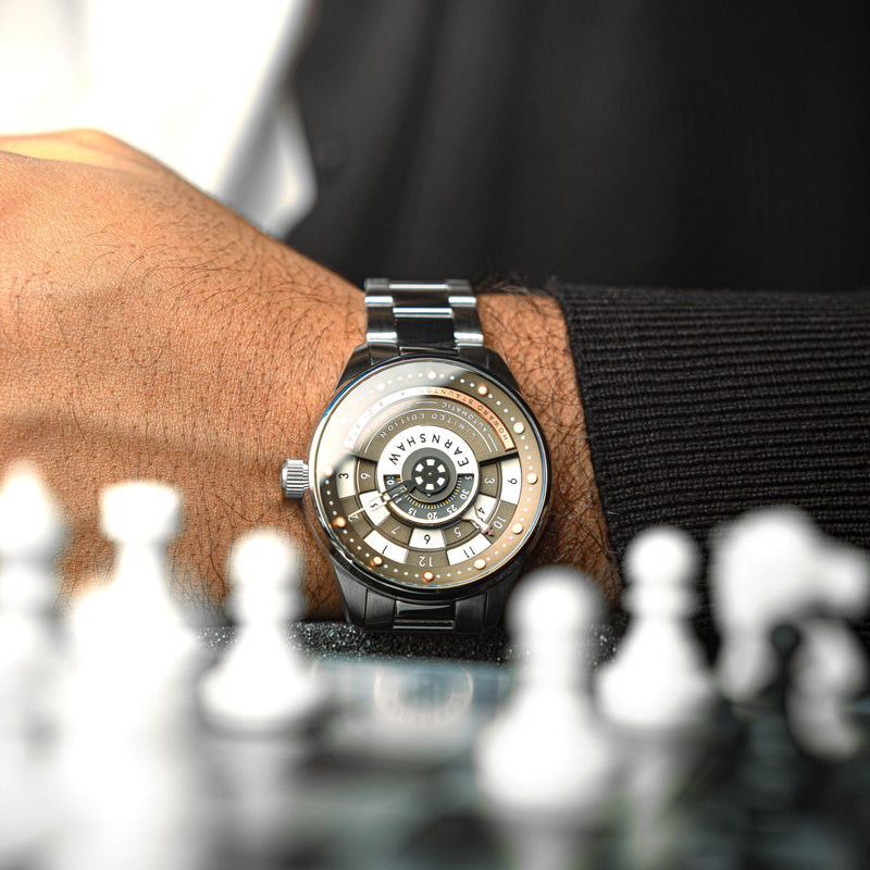 Staunton Chess Set Automatic Limited Edition Grey / Stainless Steel |  Dial
