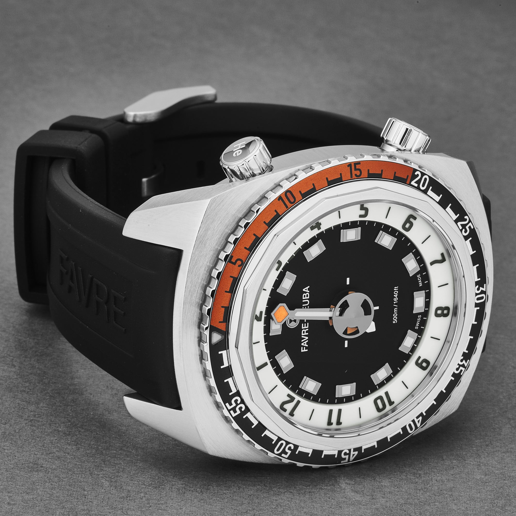 Raider Harpoon 001010108.13.31 / Black Black Dial