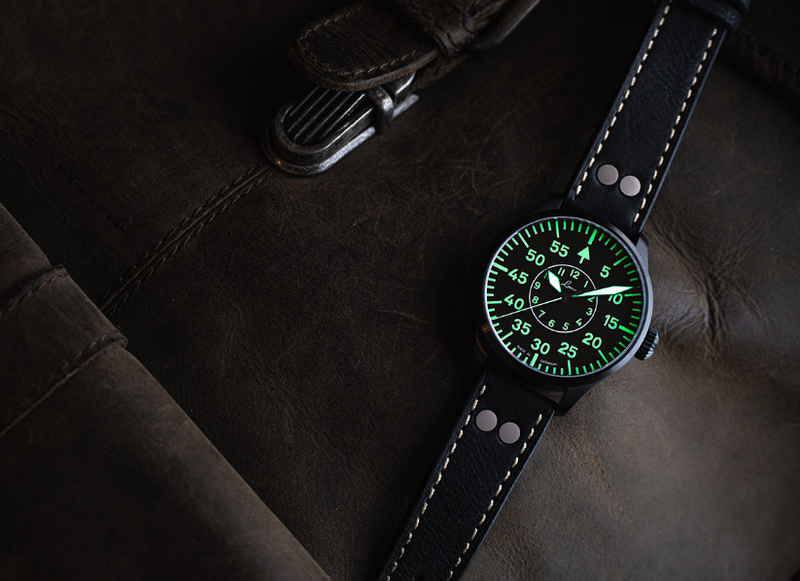 Bielefeld 42mm Automatic | Black Dial