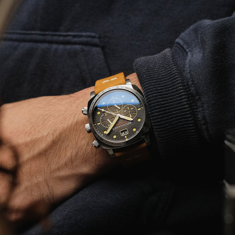 Hull Chronograph Black / Leather | Black Dial
