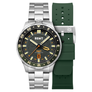 GLOBEMASTER GMT AUTOMATIC Green / Stainless Steel | Green Dial