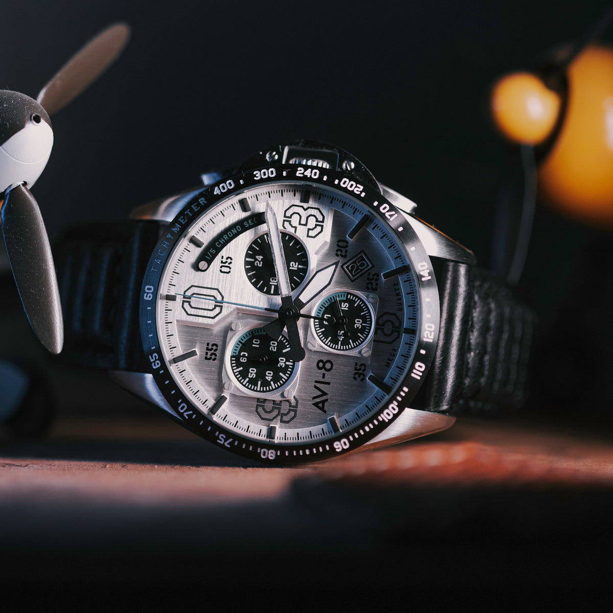 P-51 Mustang Blakeslee Chronograph White Dial / Leather | White Dial