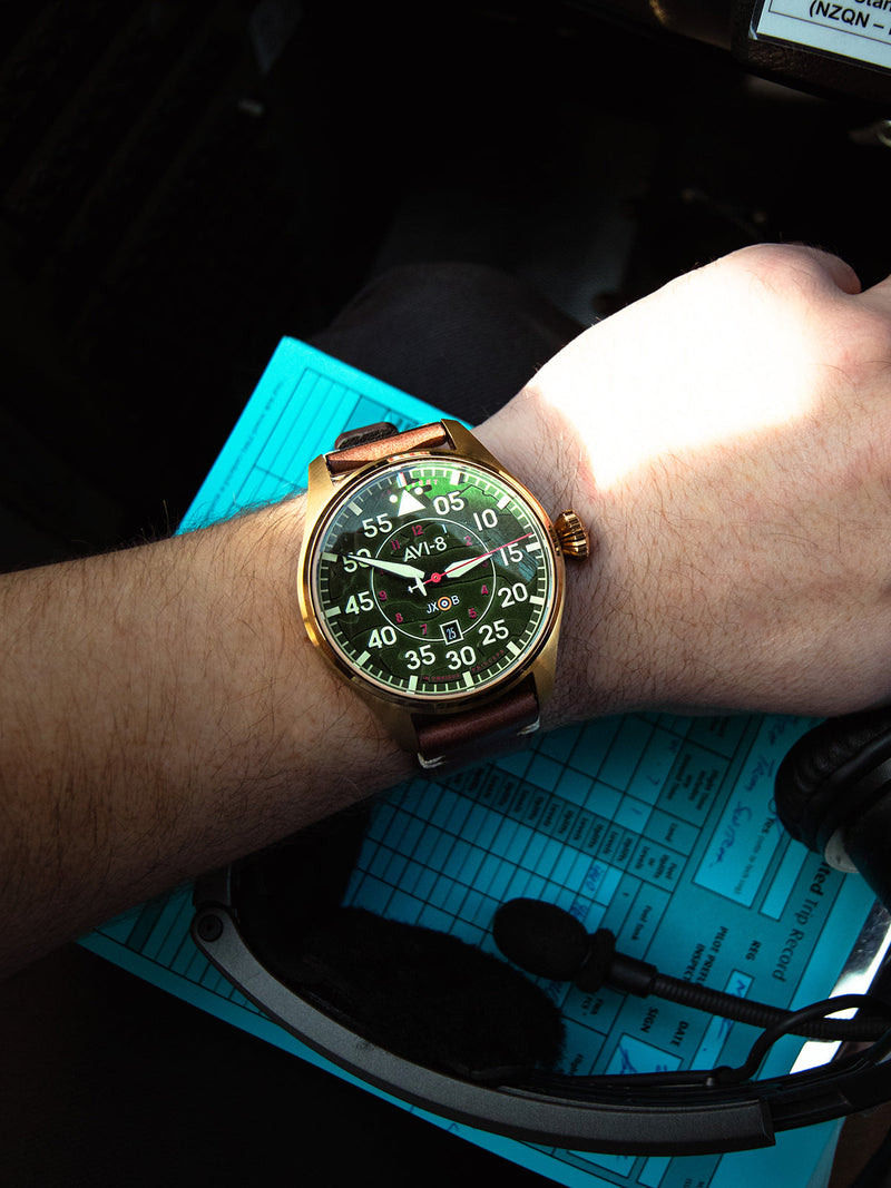 Hawker Hurricane Clowes Automatic Green / Leather | Green Dial
