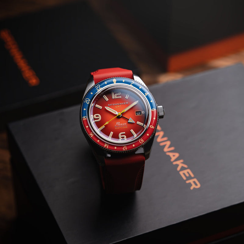Fleuss GMT Automatic Red/Stainless Steel | Red Dial