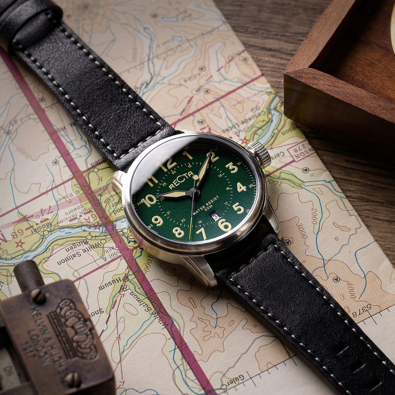 Altitude Japan Quartz Green / Leather |  Dial