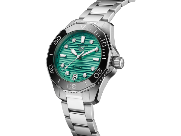 TAG HEUER AQUARACERPROFESSIONAL 300 36MM, W/R 300M, STEEL CASE & BRACELET, GREEN DIAL WITH DIAMONDS Green Dial | Green Dial