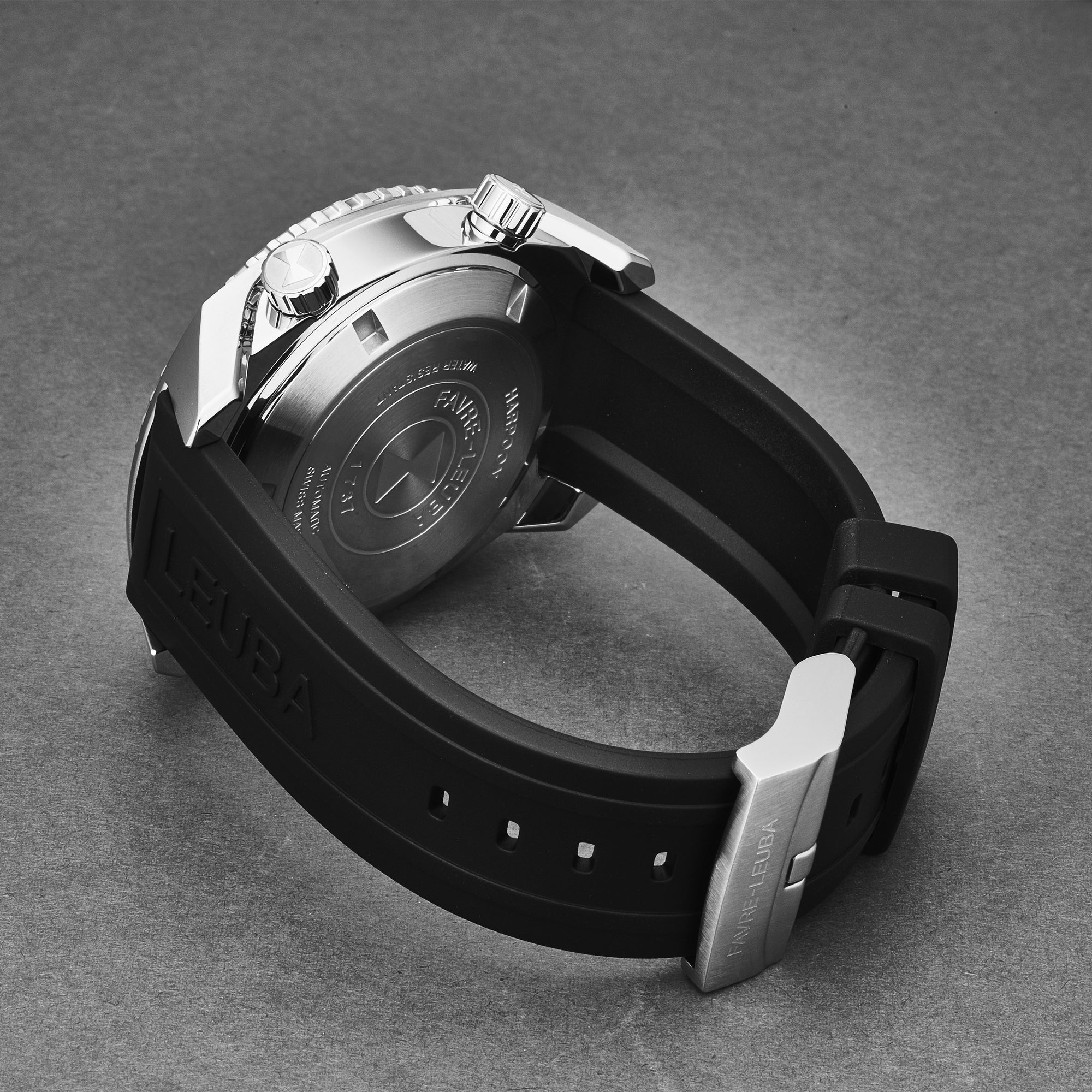 Raider Harpoon 001010108.13.31 / Black Black Dial