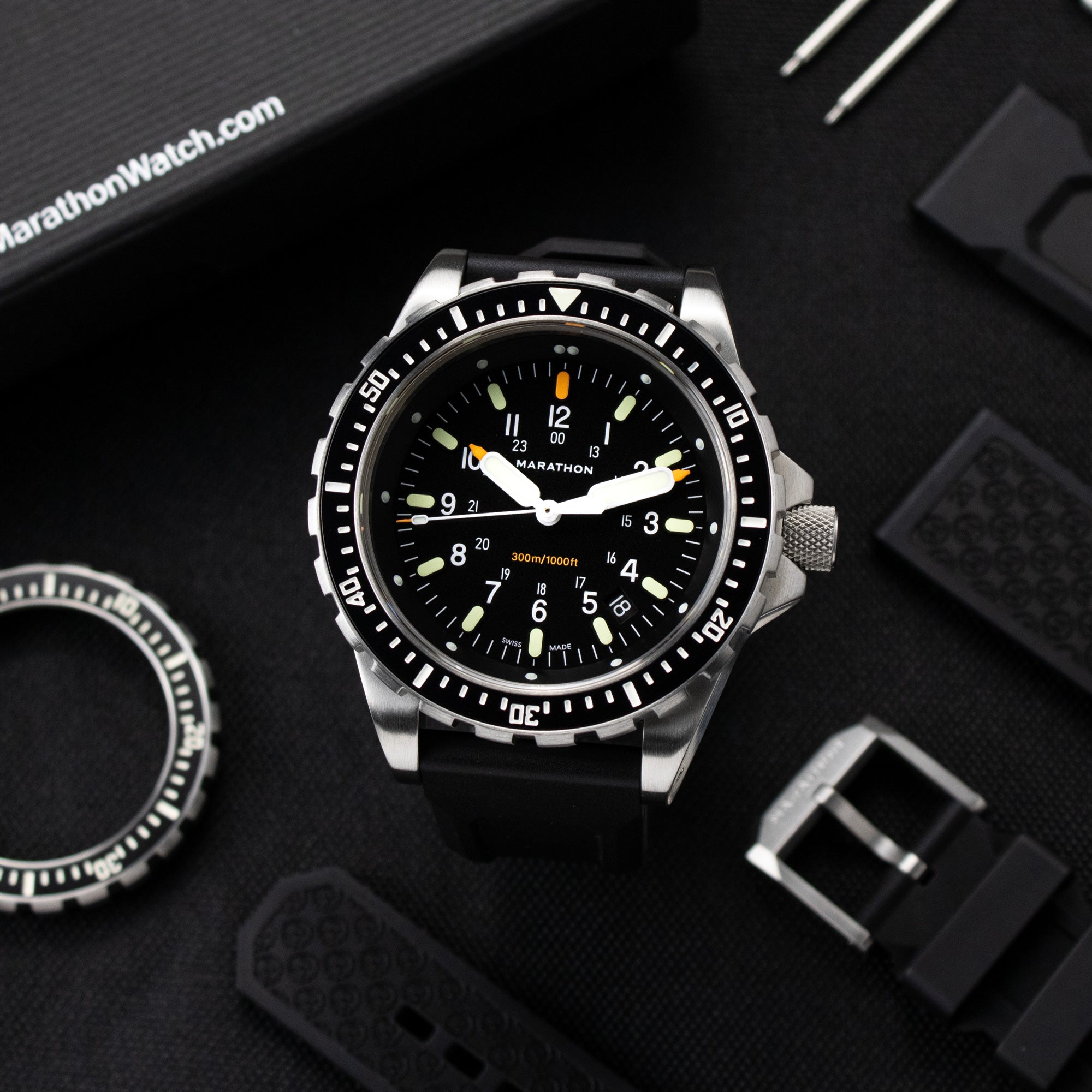 Dive SS/BKSS 3PC RUBBER (WW194018SS-0130) | Black Dial – Watch Gang