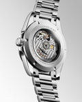 Conquest Silver/Silver |  Dial