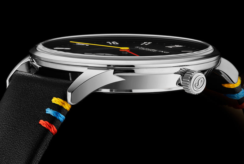 Romania Classic Black | Black Dial