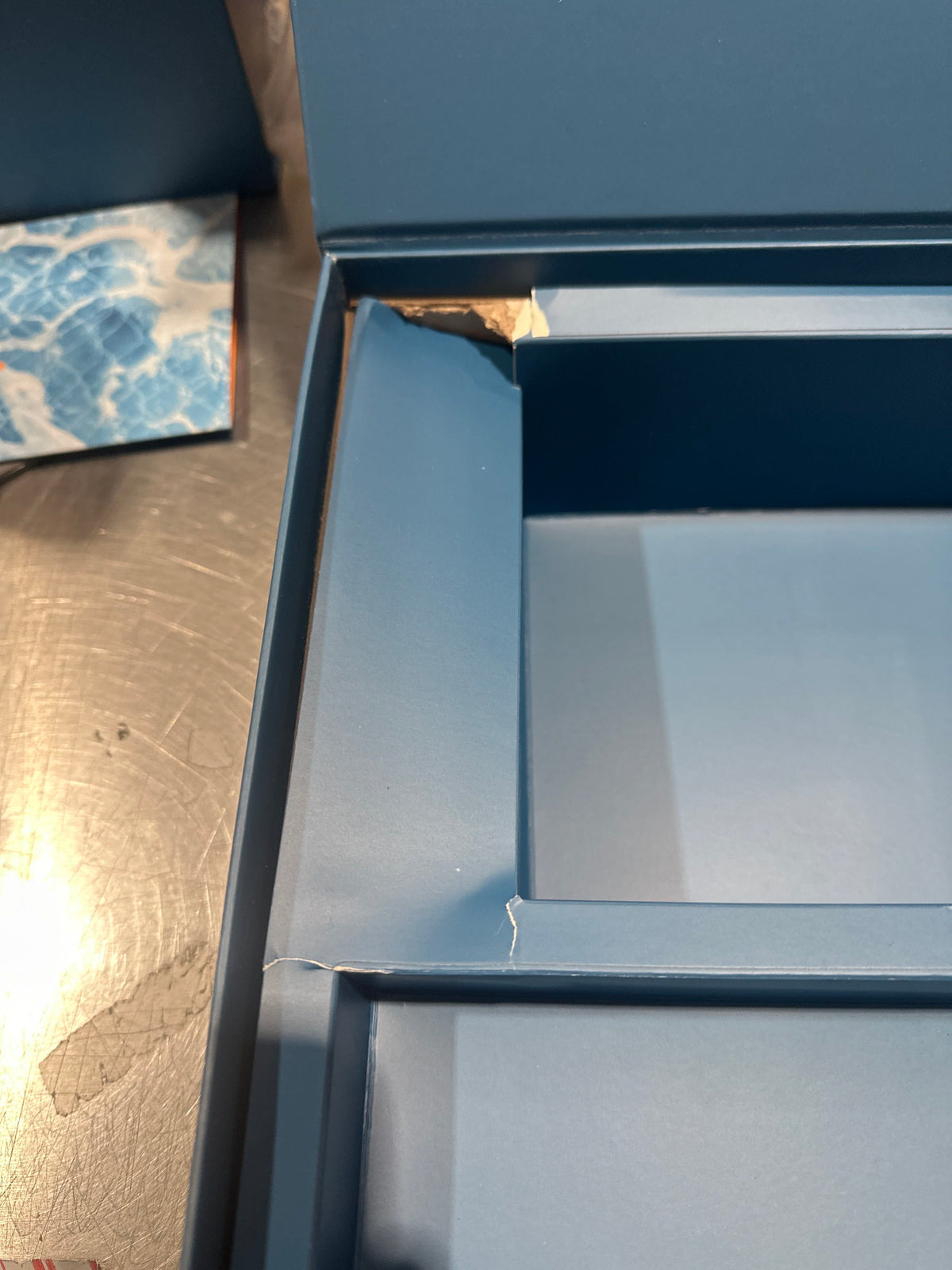 Giant Mouse X Zodiac: Knife & Watch Combo (Box is Damaged)