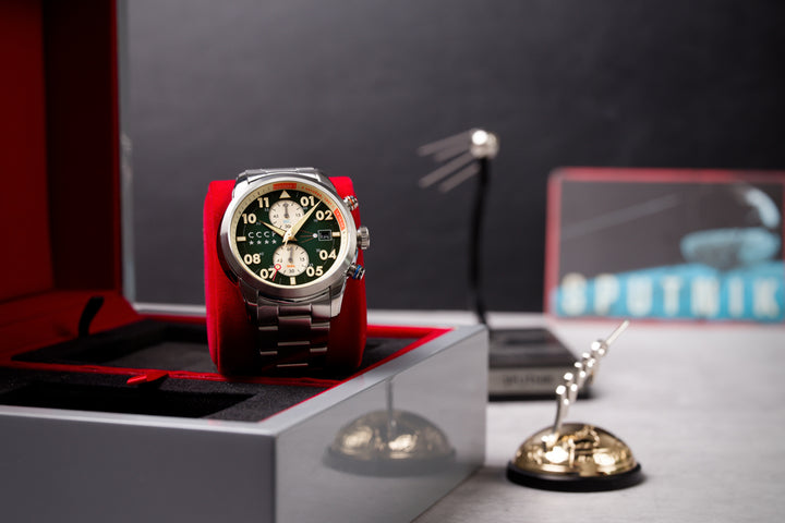 SPACE SPUTNIK GREEN / STAINLESS STEEL | Green Dial