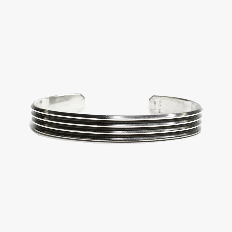 Knife Edge Sterling Silver Cuff M (7.25" Wrist) |  Dial