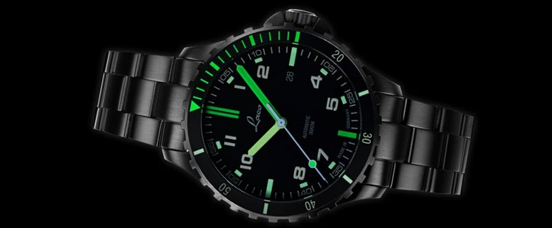 Squad Watch Amazonas 42mm Metal Bracelet | Black Dial