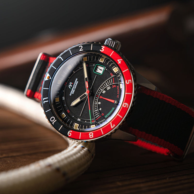 Fano Retrograde Black / Nylon Strap | Black Dial