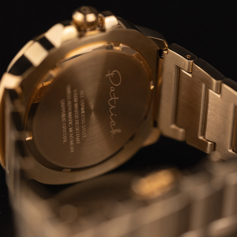 VOLERUM | GREEN AND GOLD