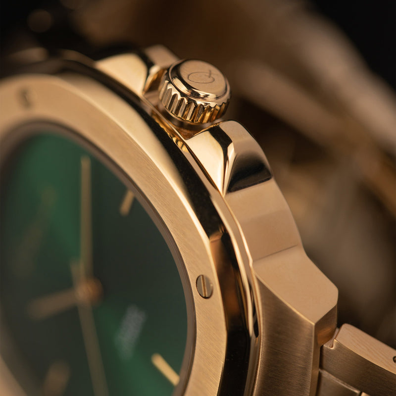 VOLERUM | GREEN AND GOLD