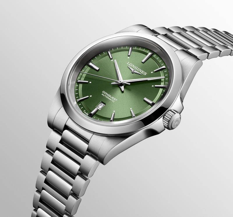 Conquest Silver/Green |  Dial