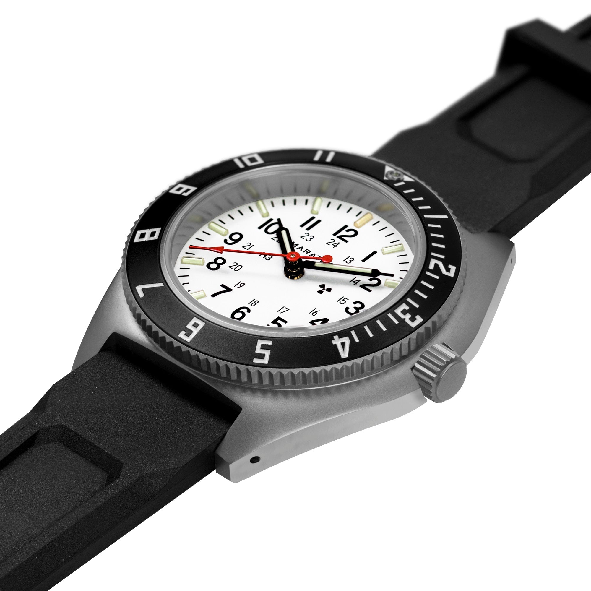 NAV, DATE,QUARTZ, SAPH, ARCTIC NGM, COL: SS/BKPS 3PC RUBBER Arctic SSNAV-D on Rubber | Arctic Dial