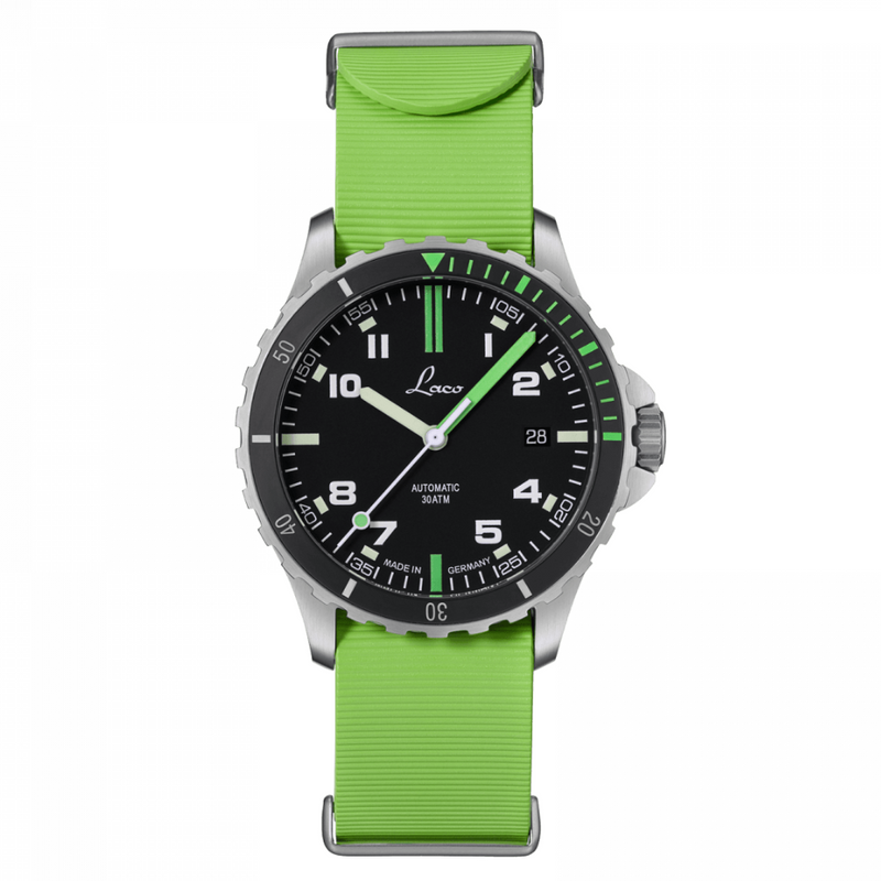 Squad Watch Amazonas 42mm Rubber Nato | Black Dial