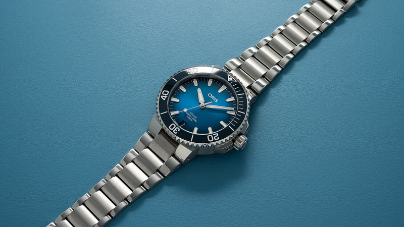AQUIS DATE CALIBRE 400 41.5mm Blue Dial |  Dial