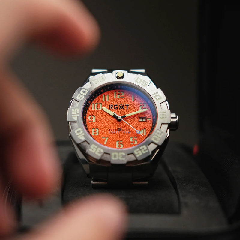 New Field Master Automatic Orange / Stainless Steel | Orange Dial