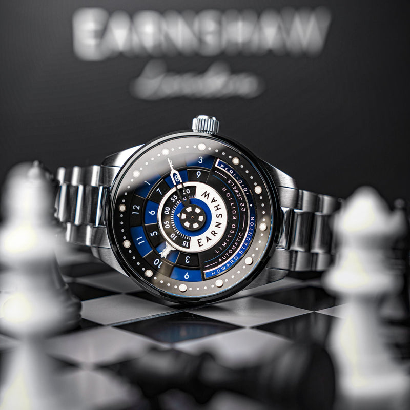Staunton Chess Set Automatic Limited Edition Blue / Stainless Steel | Blue Dial