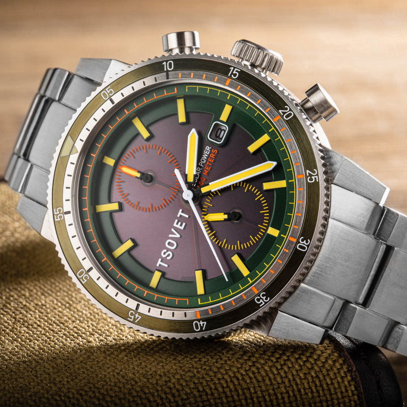 SLR FW42  Solar Powered Chronograph Green / Stainless Steel | Green Dial