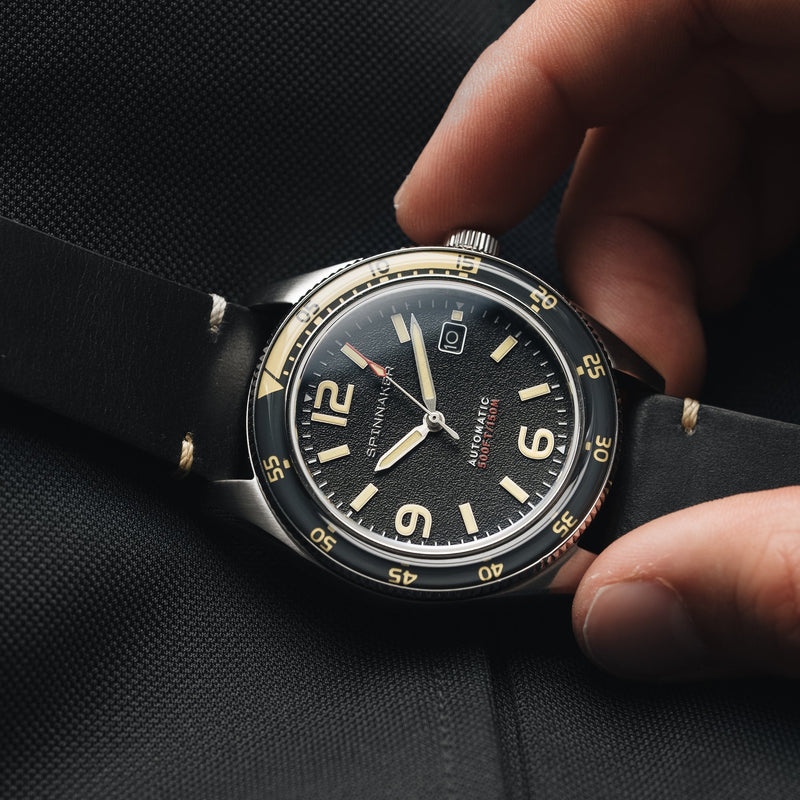 Fleuss Gray / Leather | Gray Dial