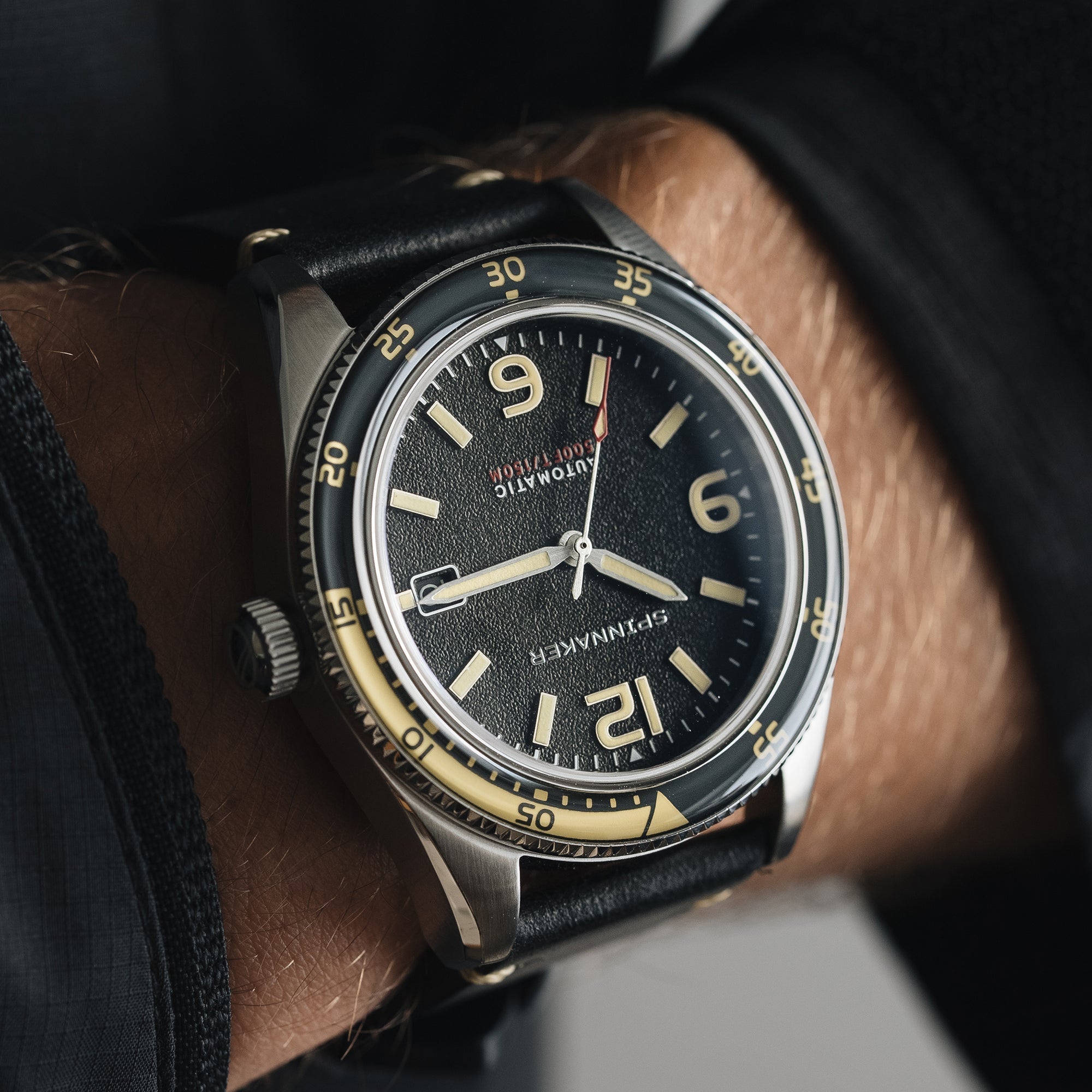 Fleuss Gray / Leather | Gray Dial