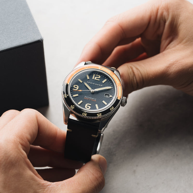 Fleuss Blue / Leather | Blue Dial