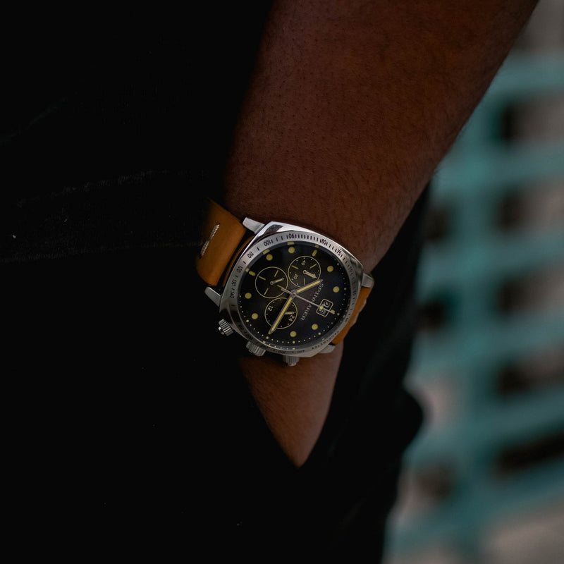 Hull Chronograph Black & Brown / Leather Black Dial