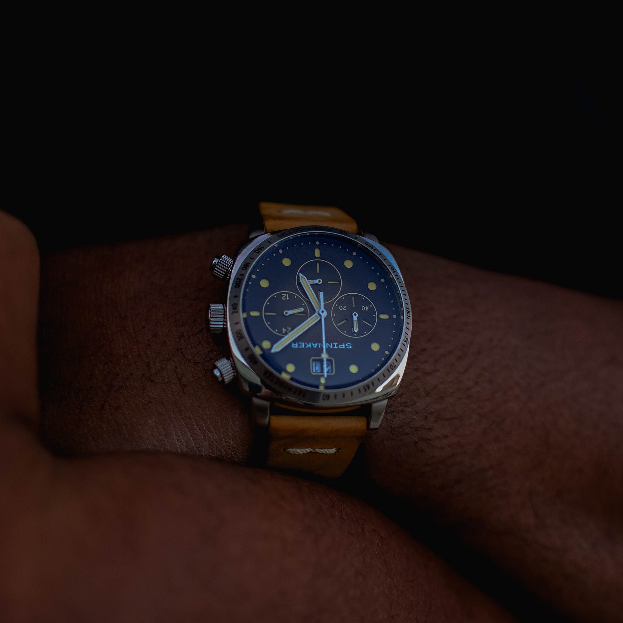 Hull Chronograph Black & Brown / Leather Black Dial