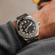 Dumas GMT Automatic Black/Stainless Steel | Black Dial