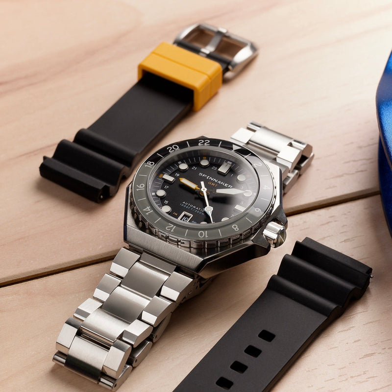 Dumas GMT Automatic Black/Stainless Steel | Black Dial