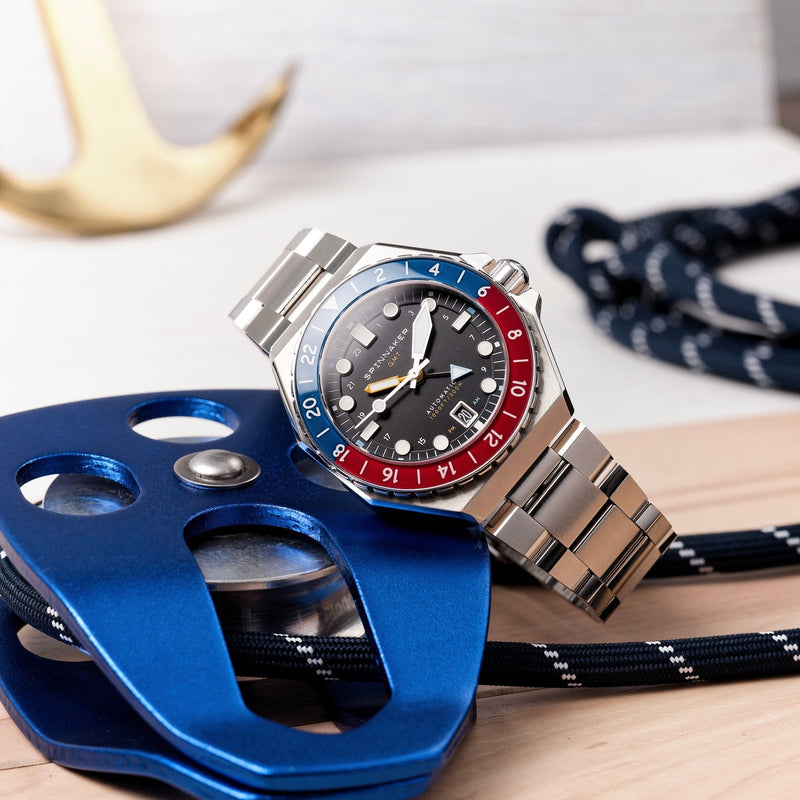 Dumas GMT Automatic Blue & Red  / Stainless Steel | Black Dial