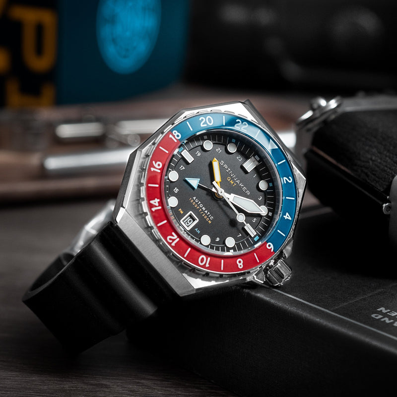Dumas GMT Automatic Blue & Red  / Stainless Steel | Black Dial