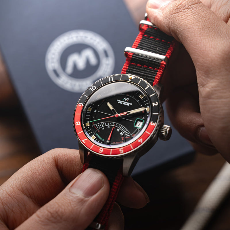 Fano Retrograde Black / Nylon Strap | Black Dial