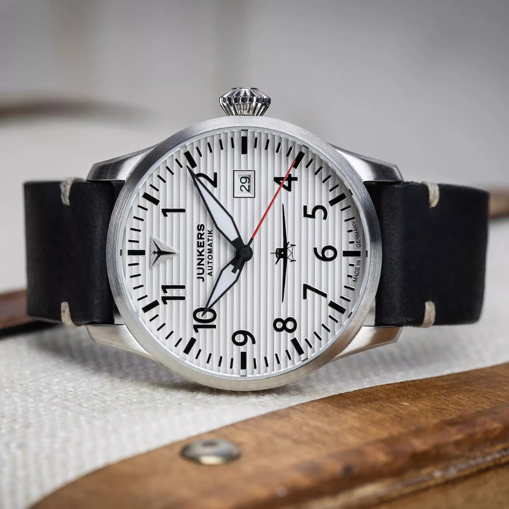 Flieger Leather / Silver Silver Dial