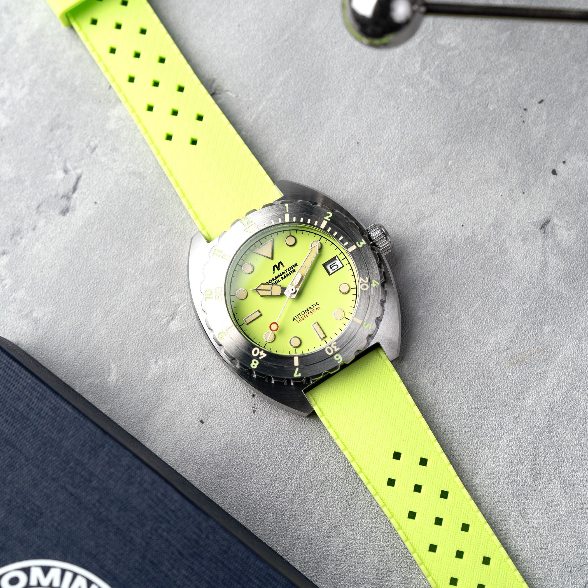 Amalfi Automatic Green / Green Silicone Green Dial
