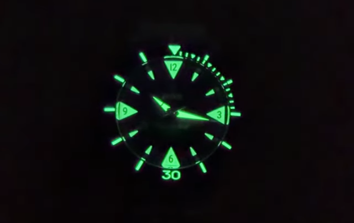 Super Sea Wolf Skin Diver Stainless Steel Green | Green Dial