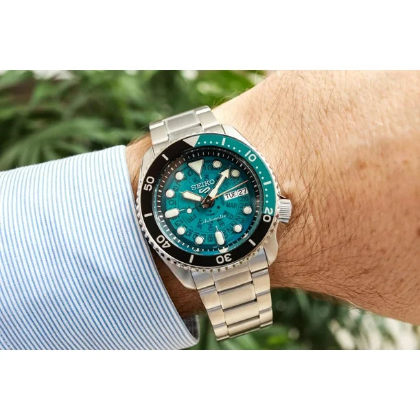 Seiko 5 SKX Sports Style - Blue/Stainless Steel
