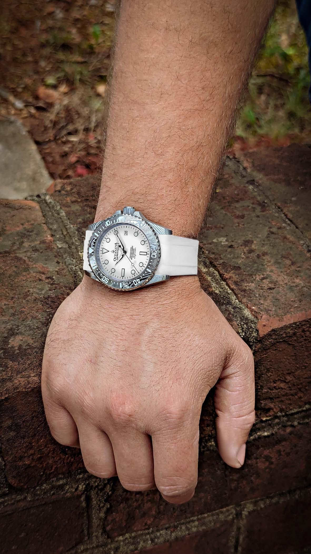 Oceaneva Damascus Swiss Automatic SW200 Deep Marine Explorer II (Damascus/White Dial)
