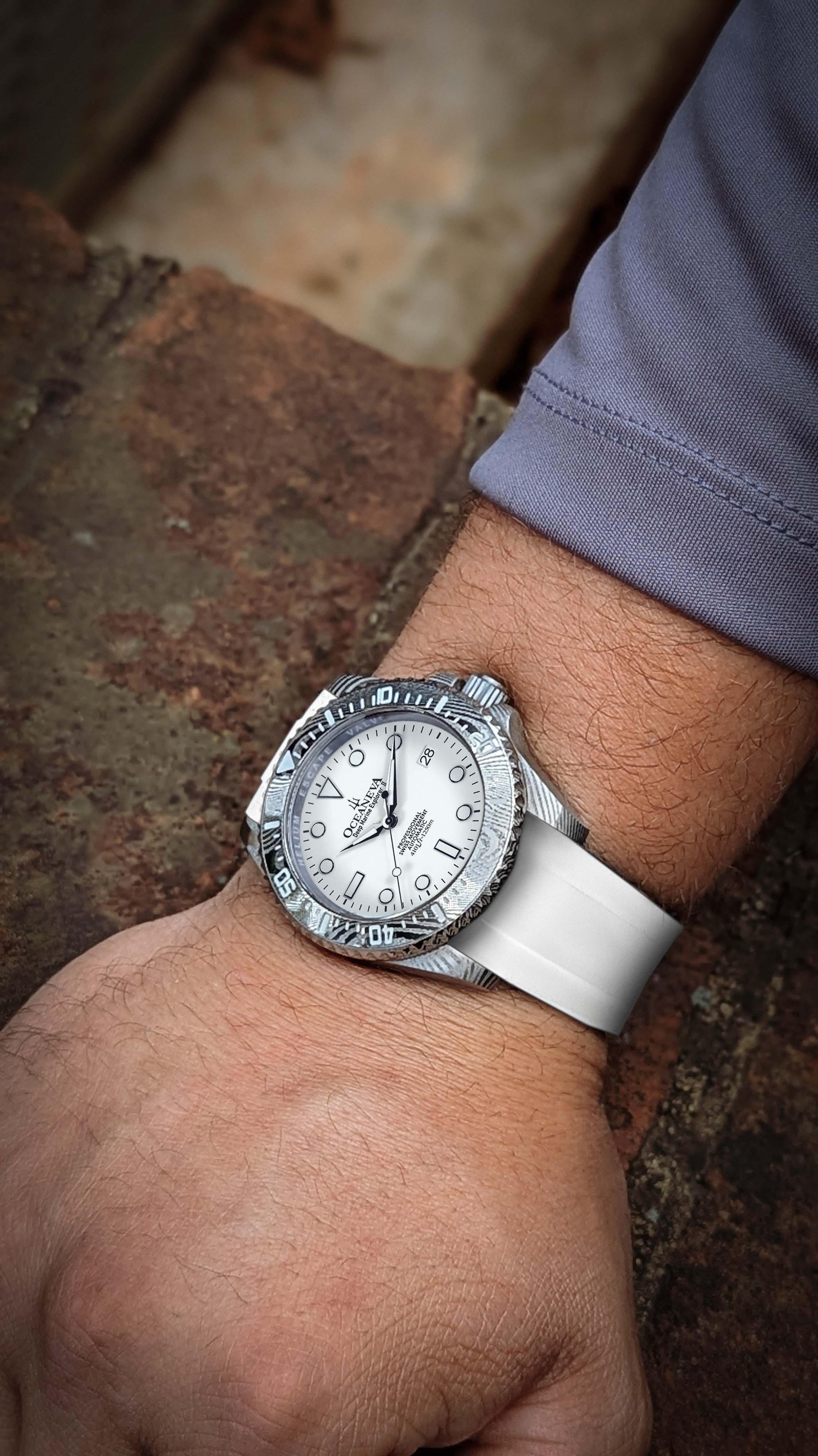 Oceaneva Damascus Swiss Automatic SW200 Deep Marine Explorer II (Damascus/White Dial)