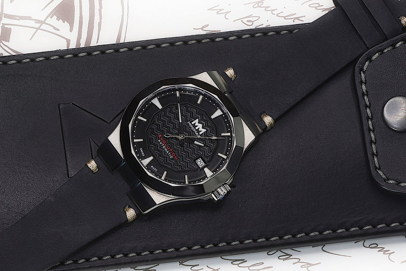 Evolution | Black Dial