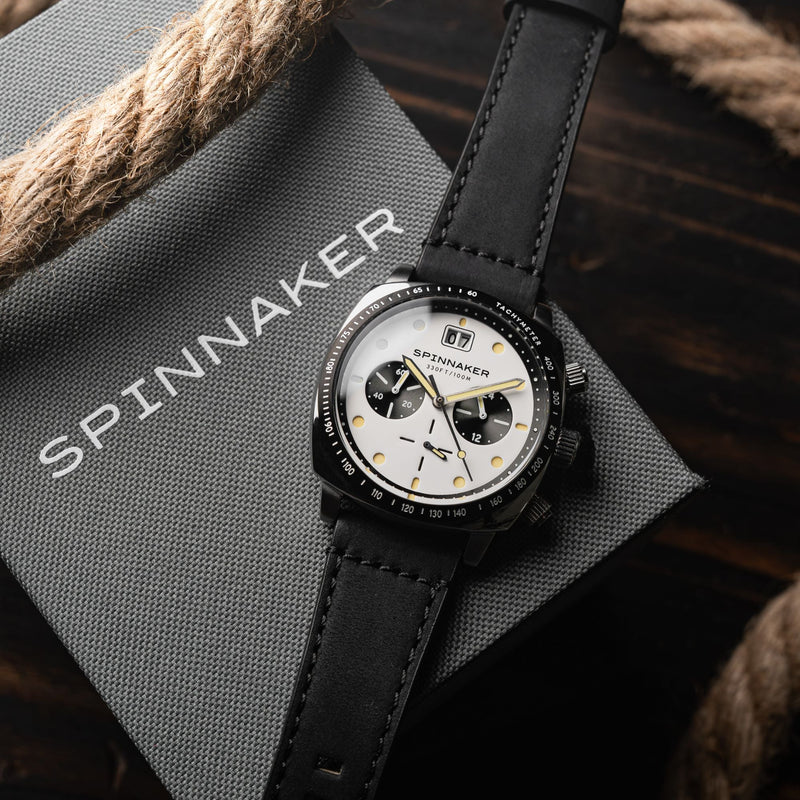 Hull Chronograph White / Leather | White Dial